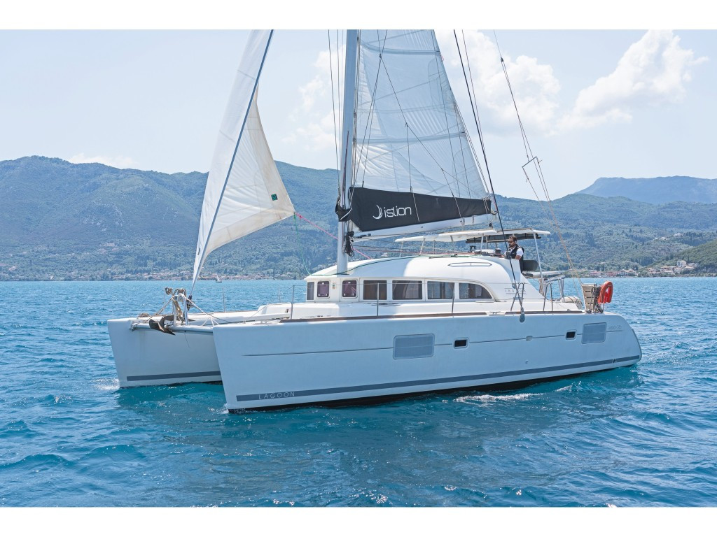 Yacht LAGOON - 380 "Golf Charlie"