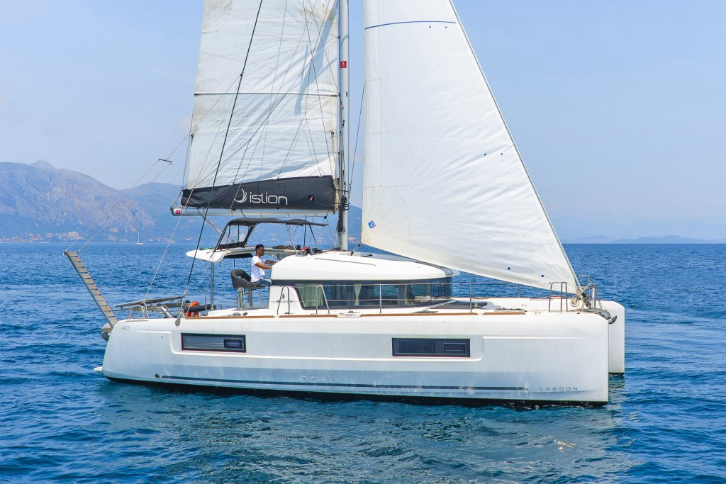 Yacht LAGOON - 40 "Thalasea"
