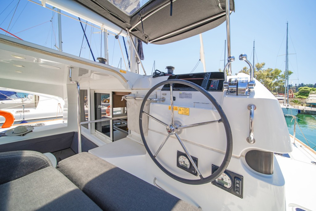 Yacht LAGOON - 40 "L'Avventura"