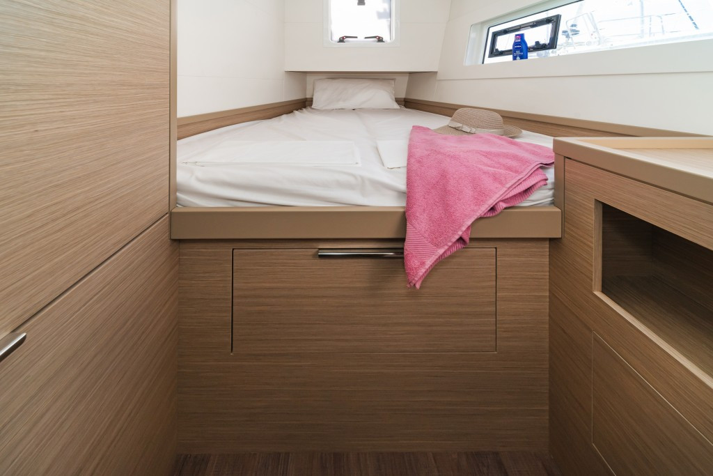 Yacht LAGOON - 40 "Nemo"