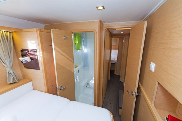 Yacht LAGOON - 400 S2 "Callisto"