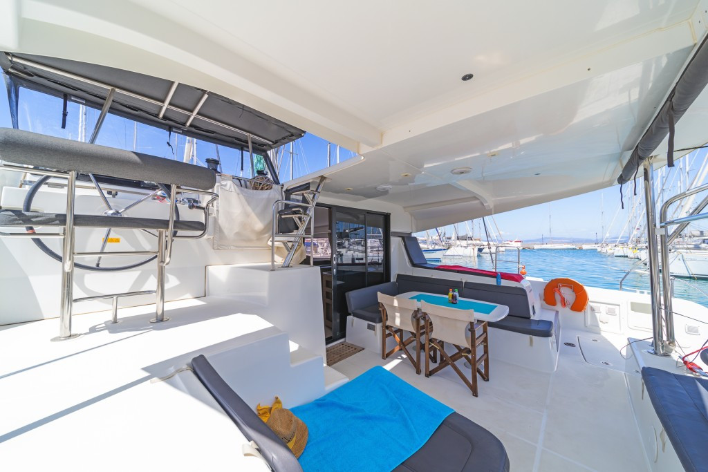 Yacht LAGOON - 42 "Melissanthi"