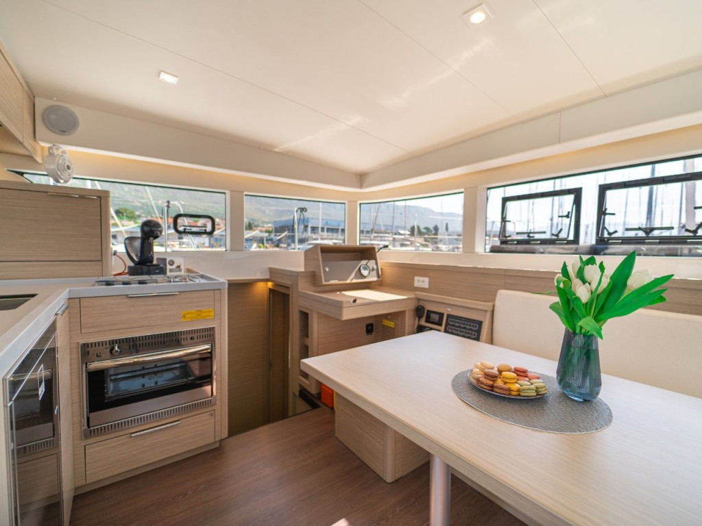 Yacht LAGOON - 40 "Sweet Lota"