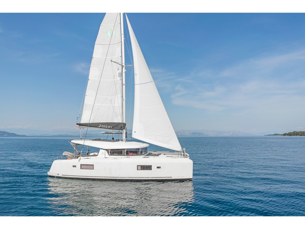 Yacht LAGOON - 42 "Pulsar"