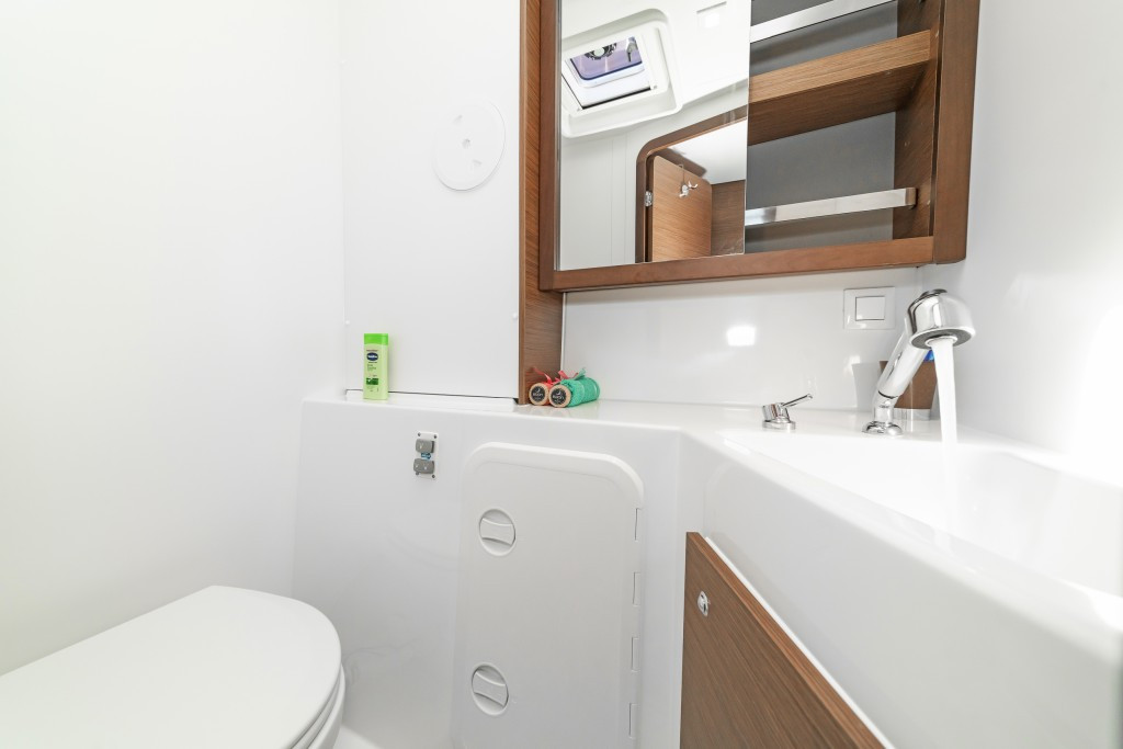 Yacht LAGOON - 42 "Aurora"