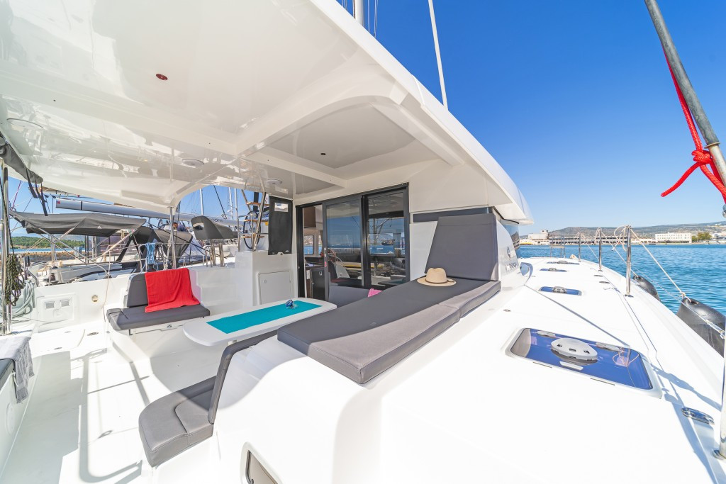 Yacht LAGOON - 42 "Aurora"