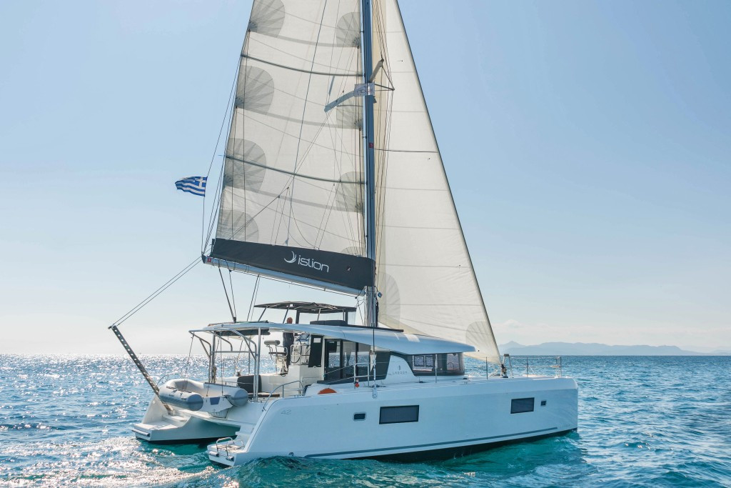 Yacht LAGOON - 42 "Marou"