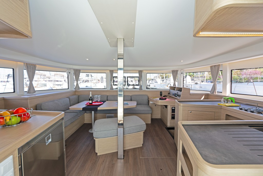 Yacht LAGOON - 42 "Dream Waters"