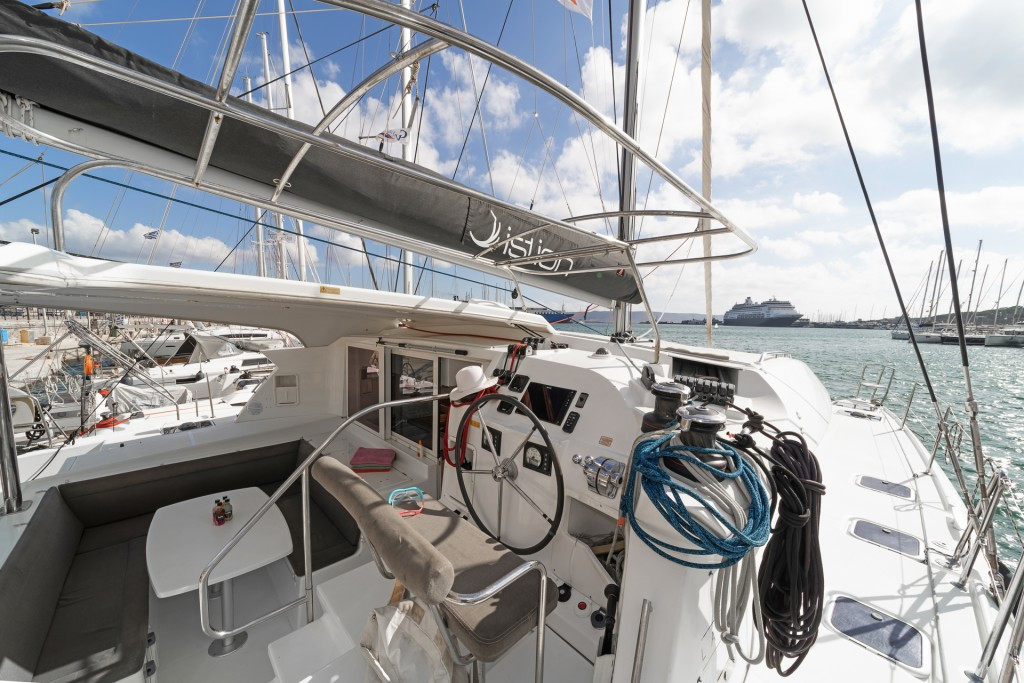 Yacht LAGOON - 421 "Silverstar II"