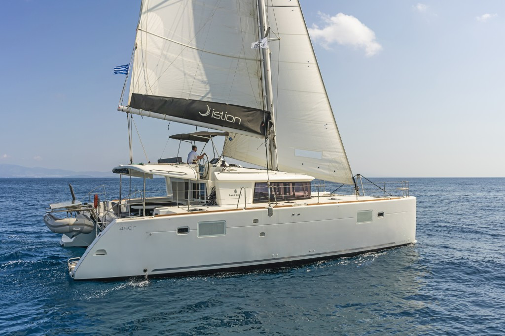 Yacht LAGOON - 450 F "Nemesis"