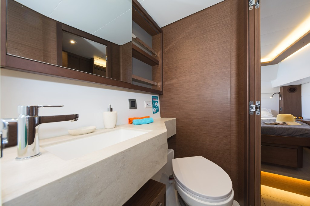 Yacht LAGOON - 46 "Emmelia"