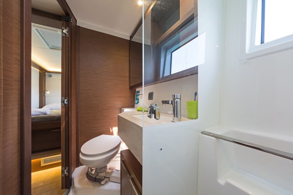 Yacht LAGOON - 46 "Emmelia"