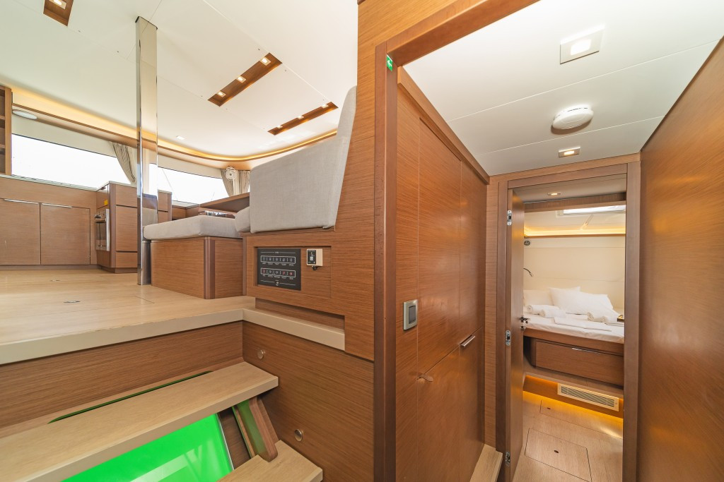 Yacht LAGOON - 46 "If"