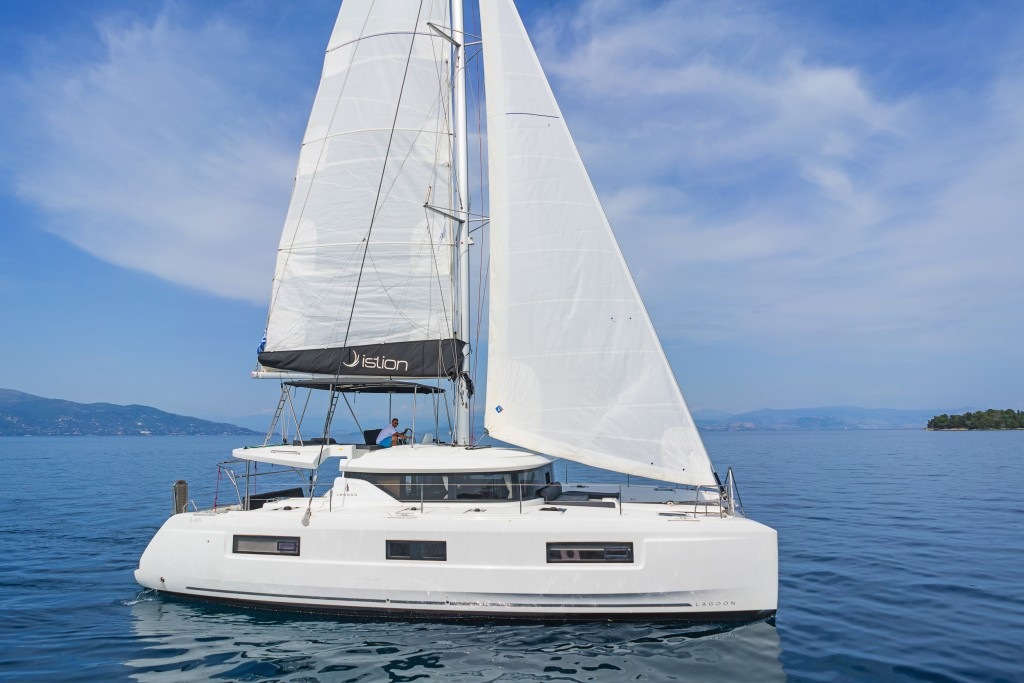 Yacht LAGOON - 46 "If"