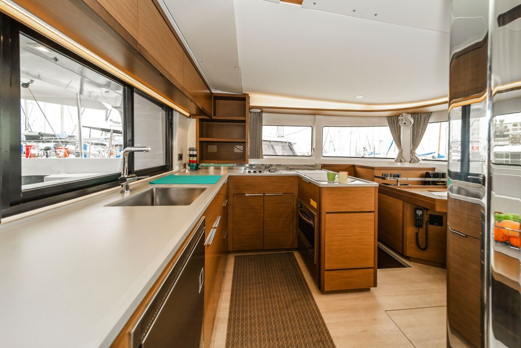 Yacht LAGOON - 46 "Harmony"