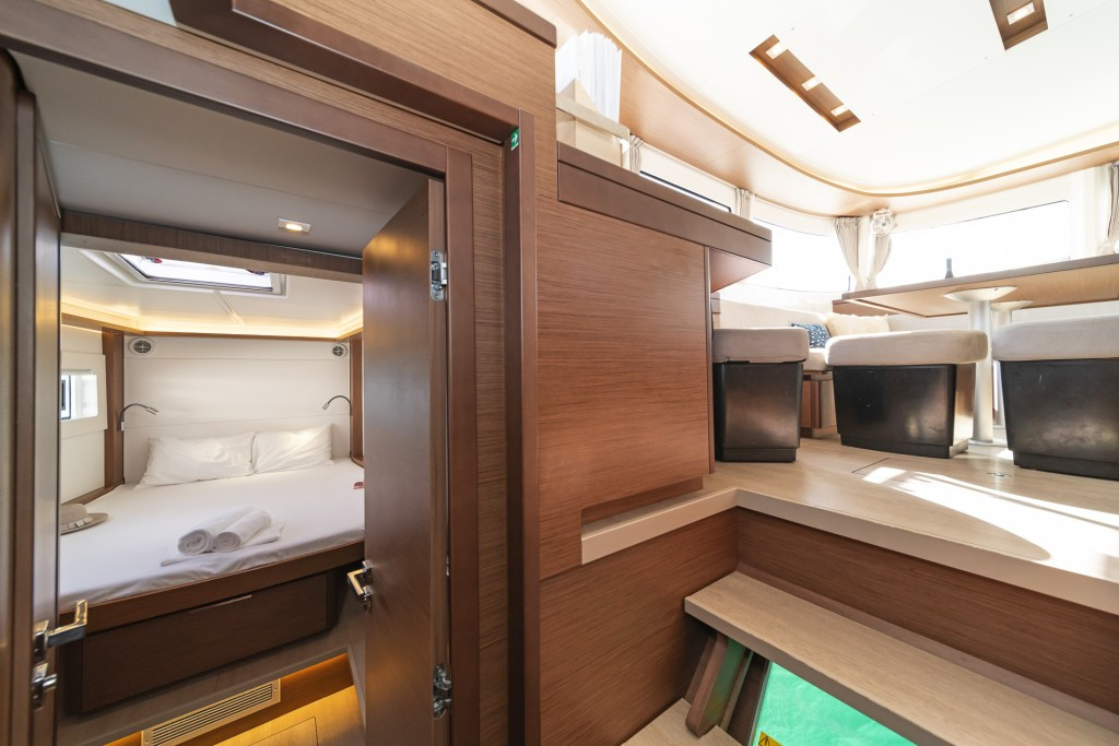 Yacht LAGOON - 46 "One Thought"