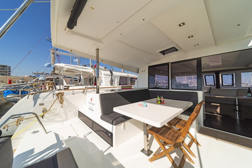 Yacht FOUNTAINE PAJOT - Lucia 40 "Fortuna"