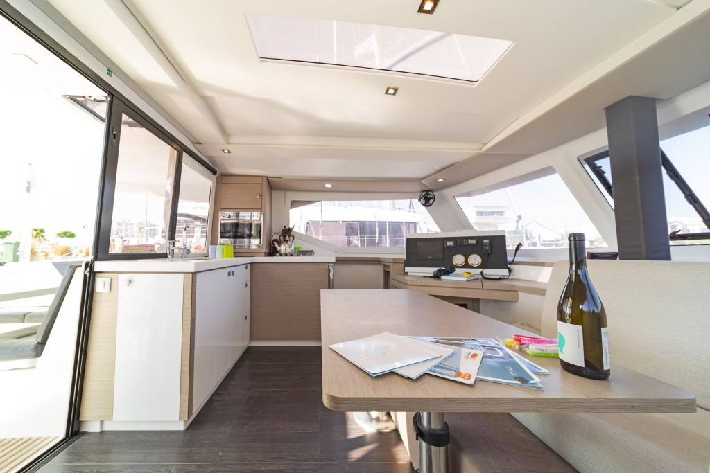 Yacht FOUNTAINE PAJOT - Lucia 40 "Fortuna"