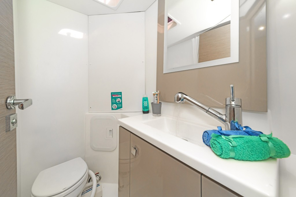 Yacht FOUNTAINE PAJOT - Lucia 40 "Fortuna"