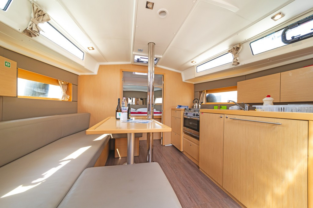Yacht BENETEAU - Oceanis 38.1 "Philyra"