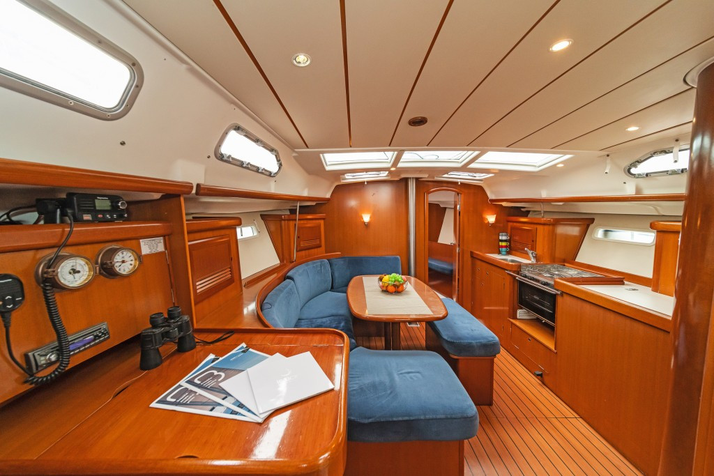 Yacht BENETEAU - Oceanis 393 "Milica"