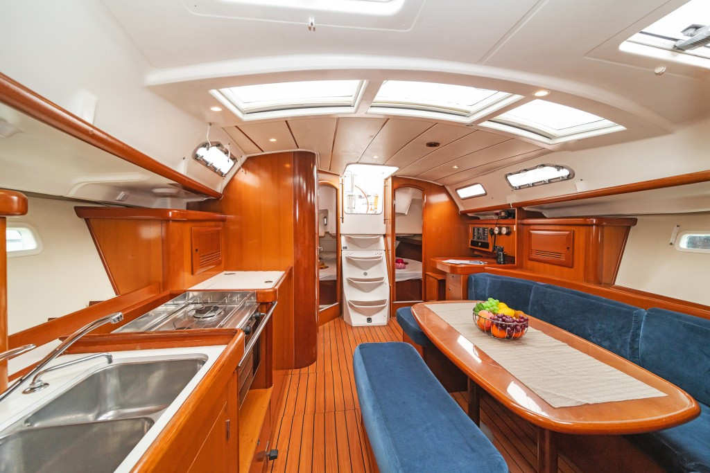 Yacht BENETEAU - Oceanis 393 "Milica"