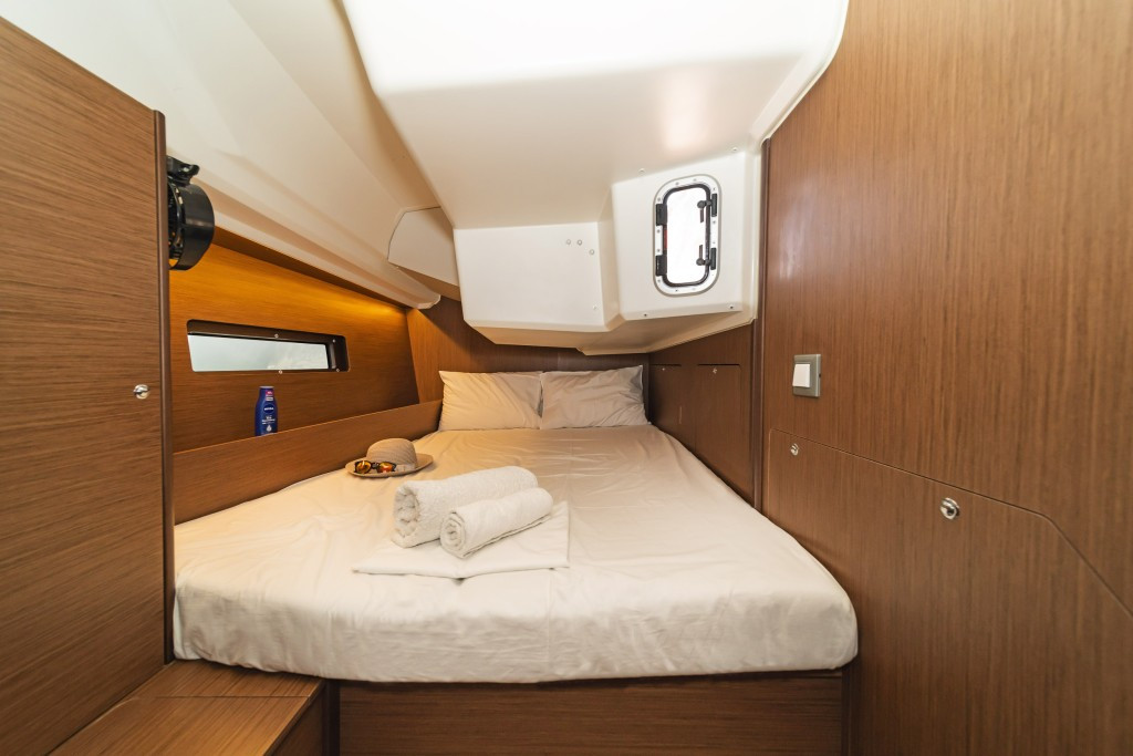 Yacht BENETEAU - Oceanis 40.1 "Mojito"