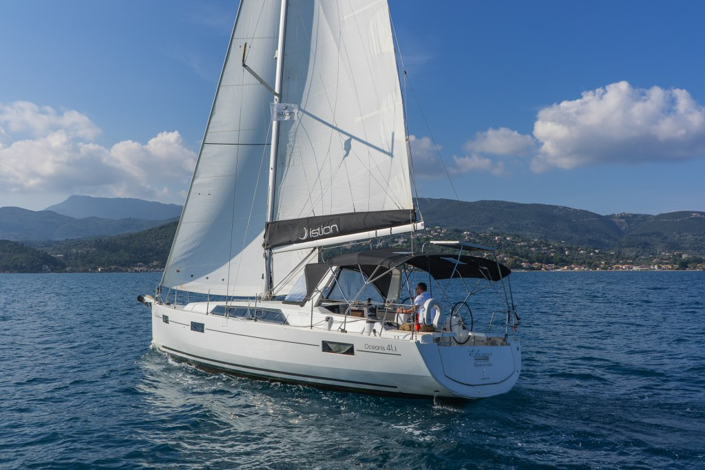 Yacht BENETEAU - Oceanis 41.1 "Elena"