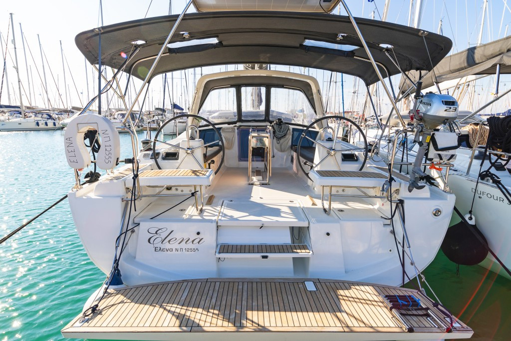 Yacht BENETEAU - Oceanis 41.1 "Elena"