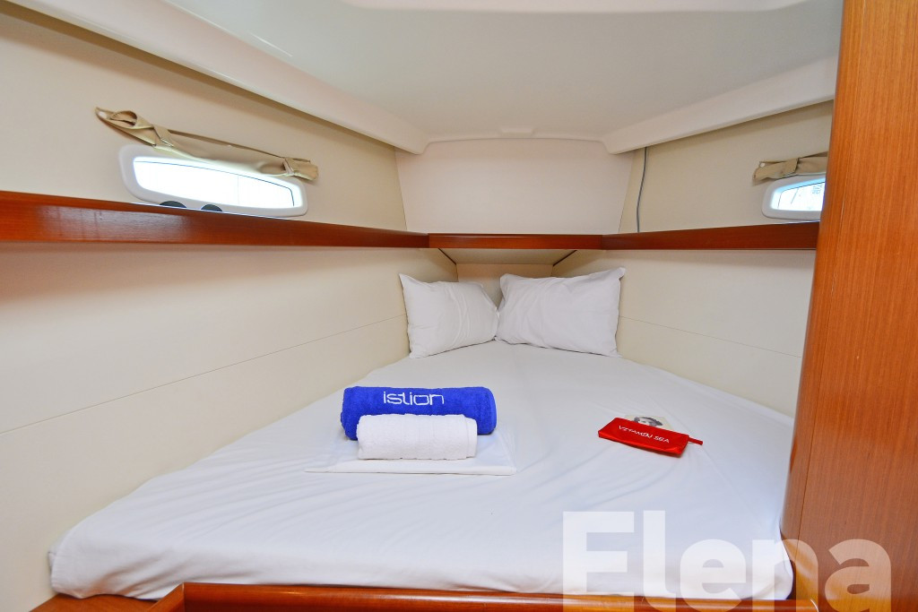 Yacht BENETEAU - Oceanis 43 "Elena"