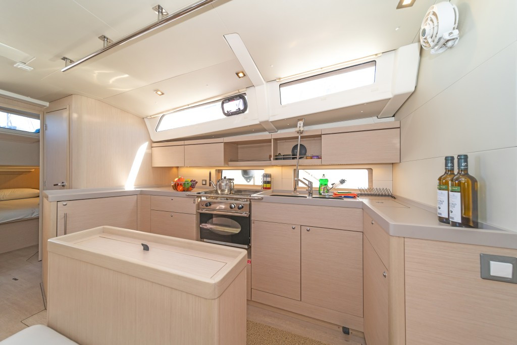 Yacht BENETEAU - Oceanis 46.1 "Beautiful Helen"