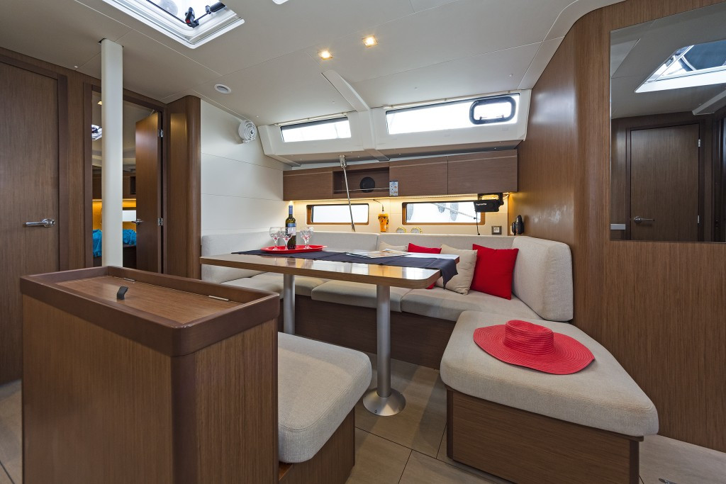 Yacht BENETEAU - Oceanis 46.1 "Salty Kiss"