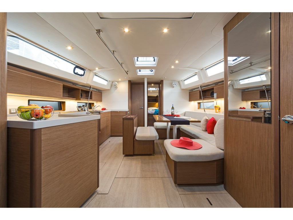 Yacht BENETEAU - Oceanis 46.1 "Salty Kiss"