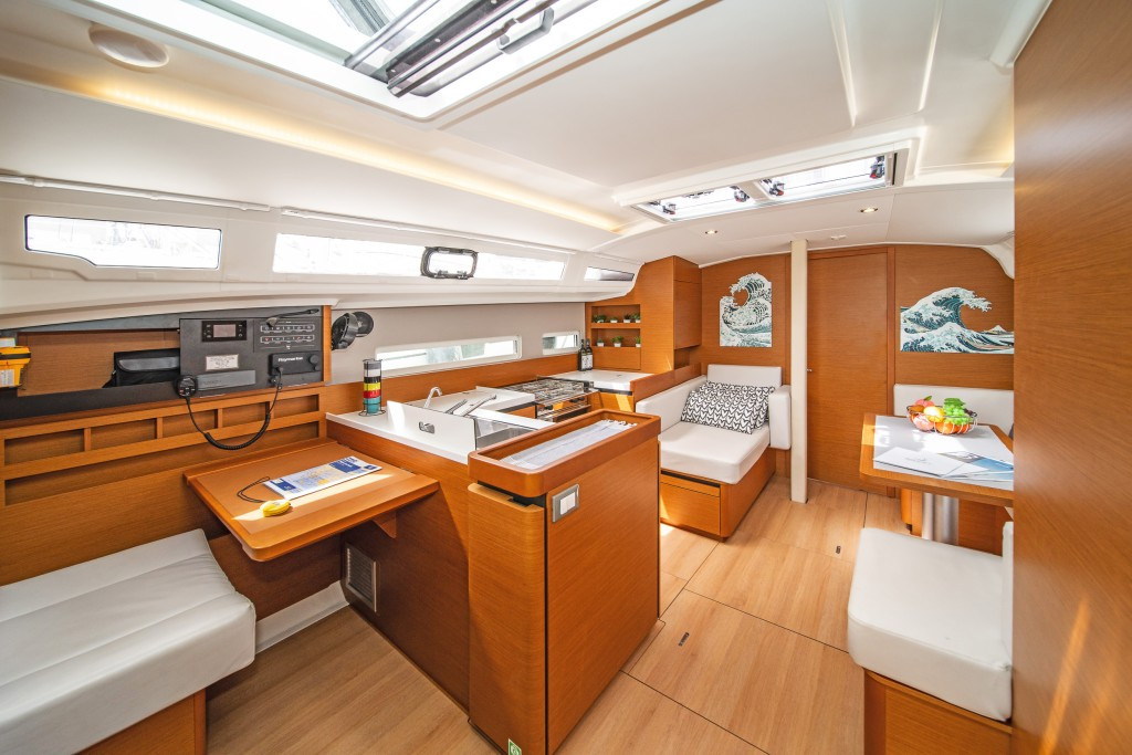 Yacht JEANNEAU - Sun Odyssey 410 "Henry Every"
