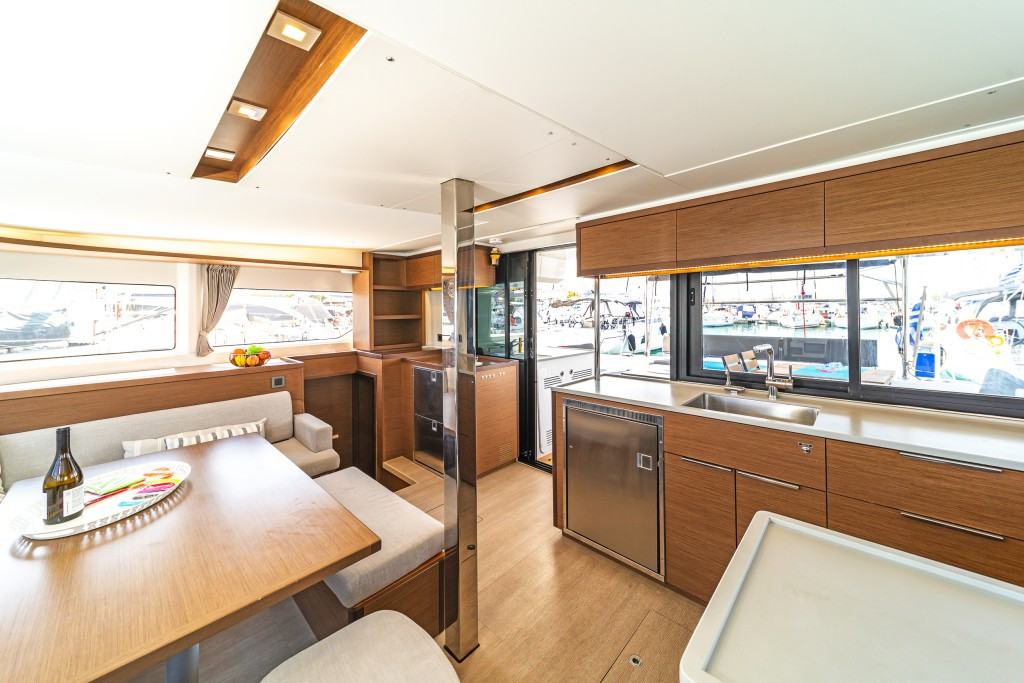 Yacht LAGOON - 46 "Pnoe"