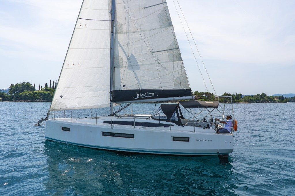 Yacht JEANNEAU - Sun Odyssey 410 "Sea Whisper"