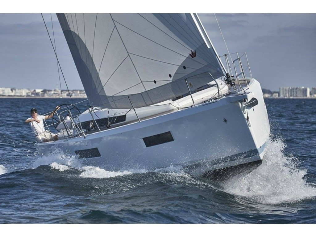 Yacht JEANNEAU - Sun Odyssey 440 "Ondeck"