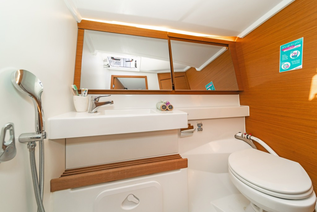 Yacht JEANNEAU - Sun Odyssey 440 "Lefkippi"