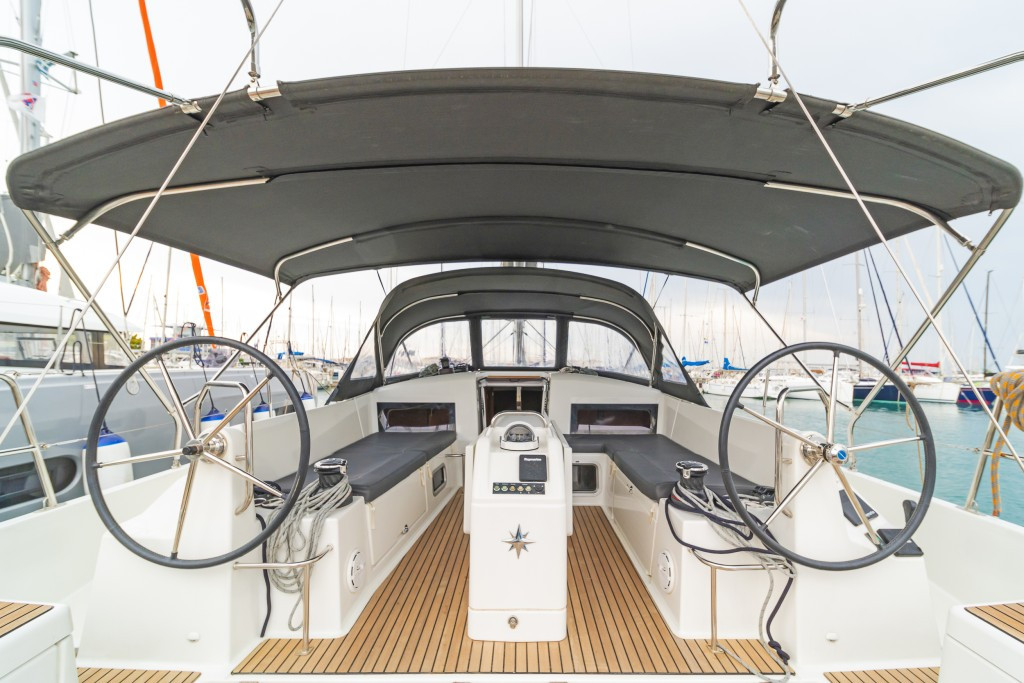 Yacht JEANNEAU - Sun Odyssey 440 "Mike Charlie"