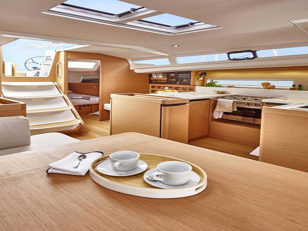 Yacht JEANNEAU - Sun Odyssey 440 "Navillera"