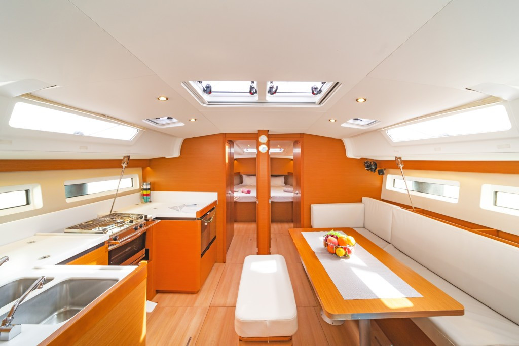 Yacht JEANNEAU - Sun Odyssey 490 "Goldfish"