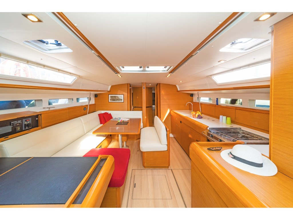 Yacht JEANNEAU - Sun Odyssey 519 "Eva"