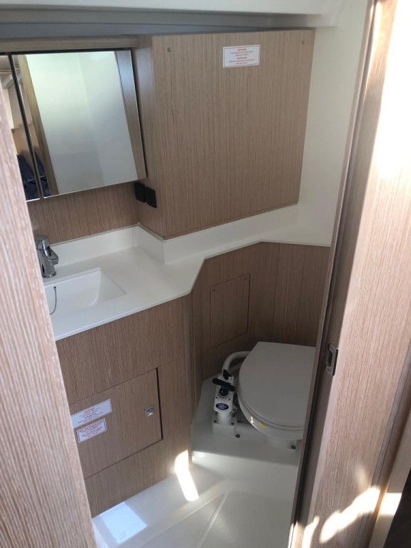 Yacht BAVARIA - C45 "Red Horizon"