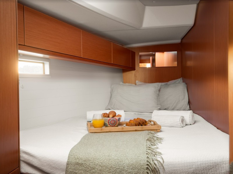 Yacht BAVARIA - Cruiser 46 "Queen Dina"