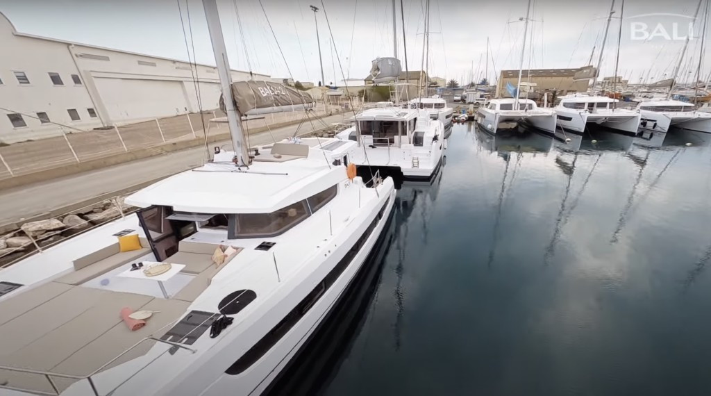 Yacht CATANA - Bali 4.2 "Persona Grata"