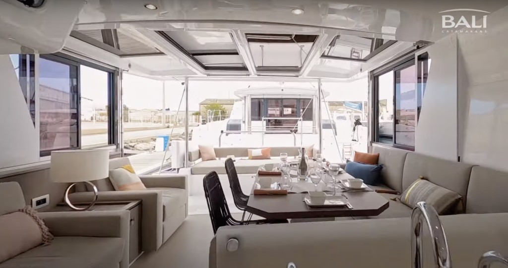 Yacht CATANA - Bali 4.2 "Persona Grata"