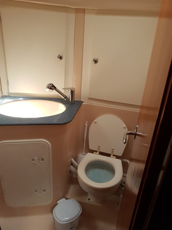 Yacht BAVARIA - 40 "Alegria"