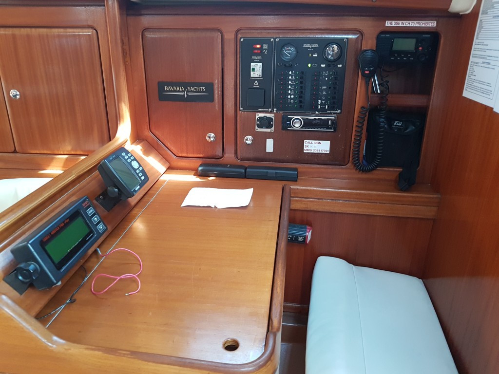 Yacht BAVARIA - 40 "Alegria"