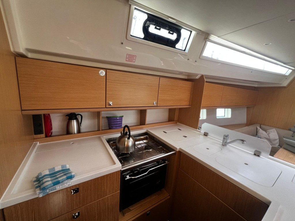 Yacht BAVARIA - C50 Style ""