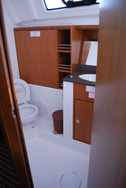 Yacht BAVARIA - Cruiser 41 ""